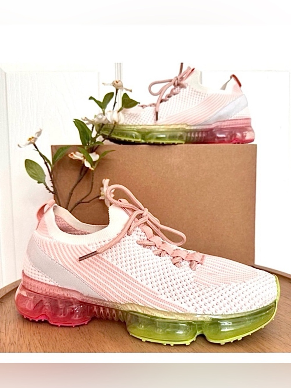 LA SHEELAH ~ Stylish Pink and Green Women's Breathable Stretch Sneakers size 7